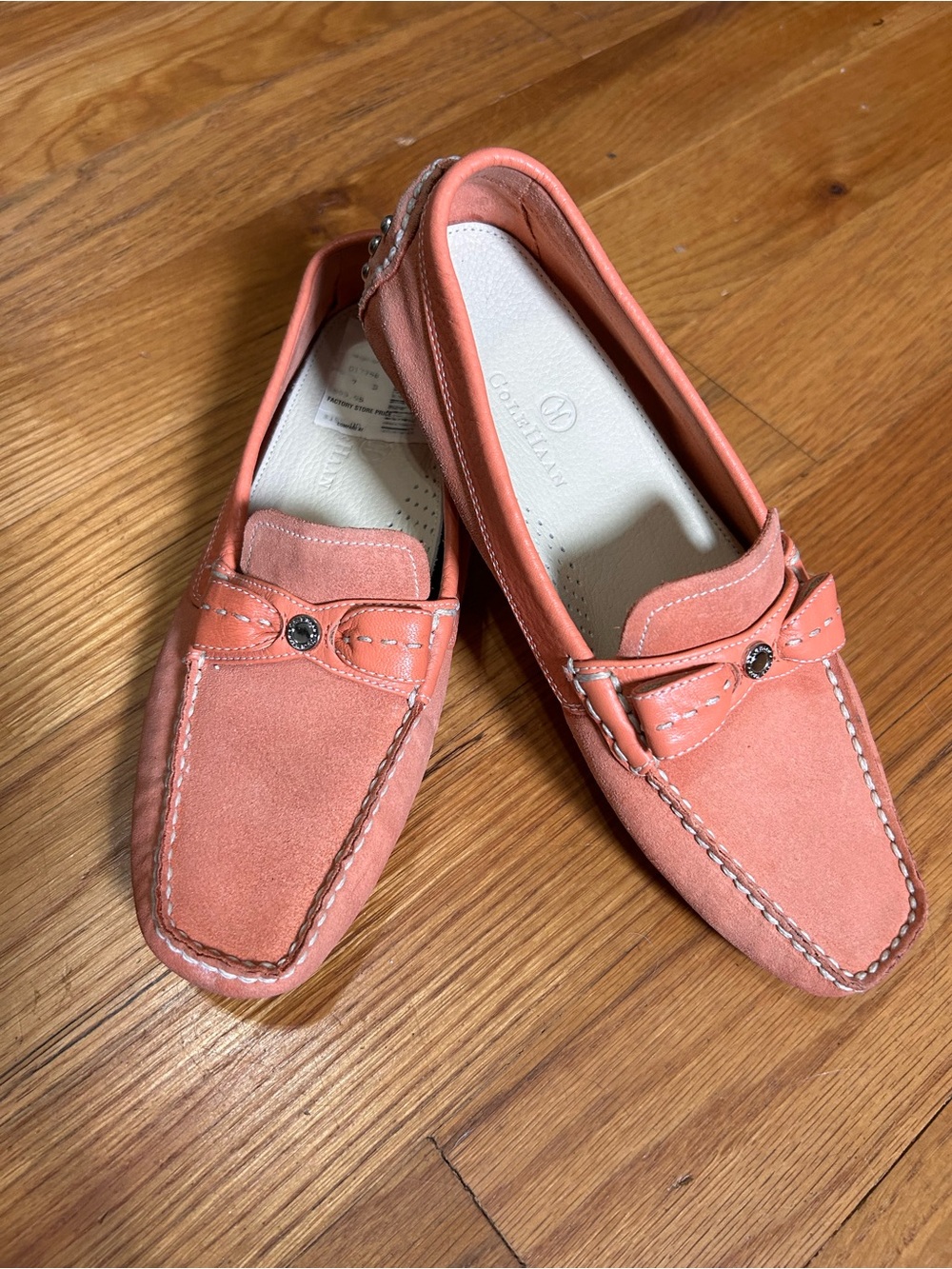 Cole Haan Evelyn Bow Driver Loafers Nubuck Leather Women’s Sz 7B Bow Cushioned.